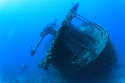 Dive Briefing: The SS Thistlegorm - DIVE Magazine