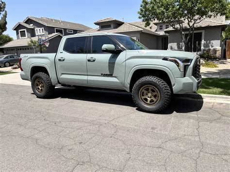 Bronze or matte black wheels on Lunar rock? | Toyota Tundra Forum