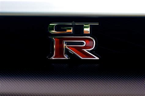 GTR Logo Wallpapers - Top Free GTR Logo Backgrounds - WallpaperAccess