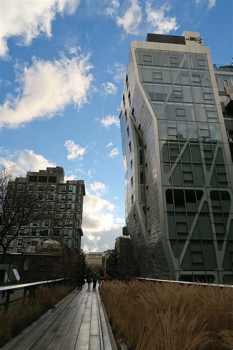 NYC High Line in Winter {2016} - The Chic Life