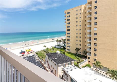 Hampton Inn Daytona Shores - Oceanfront in Daytona Beach, Florida | loveholidays