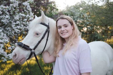 Meet This Esme | YouTube superstar | Pony Magazine