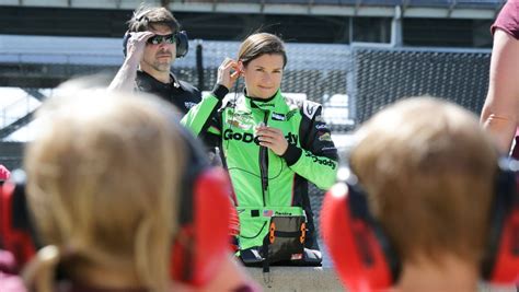 Danica Patrick returns to IMS for Indy 500 veteran refresher testing