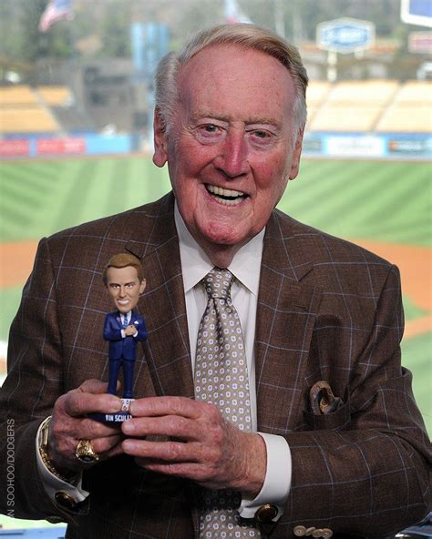 Vin Scully and his 2016 Bobblehead | Dodgers baseball, Dodgers girl ...