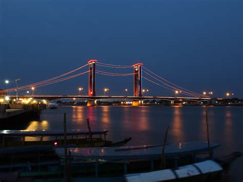 Jembatan Ampera - Indonesia Kaya