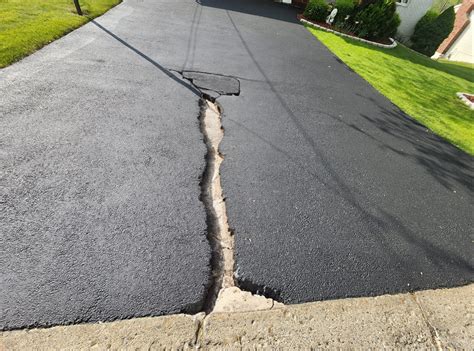 Asphalt Driveway Crack Repair NY | Crack Repair Asphalt Binghamton NY