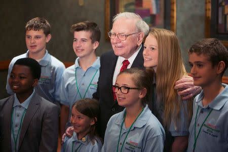 Warren Buffett impressed by children's money-making ideas