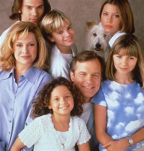 The 7th Heaven Cast Reunited! See The Amazing Camden Family Group Shot ...