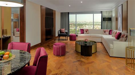 Luxurious Rooms and Suites in Dubai | Grand Hyatt Dubai