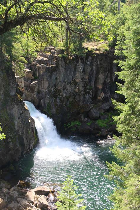 McCloud Falls - 3 Big and Popular Waterfalls near Mt Shasta