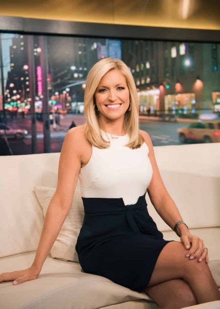 8 Sexy Photos of Hot Co-Host Ainsley Earhardt