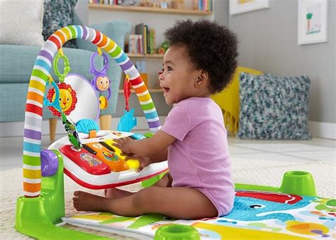 5 Best Toys for Babies Aged 0-6 Months (2020 Update) - Wife's Choice