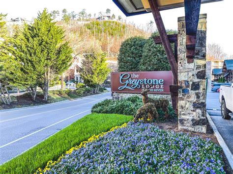 Our Stay at Greystone Lodge in Gatlinburg, Tennessee