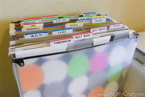 MightyCrafty: How to Organize Your Daily Papers