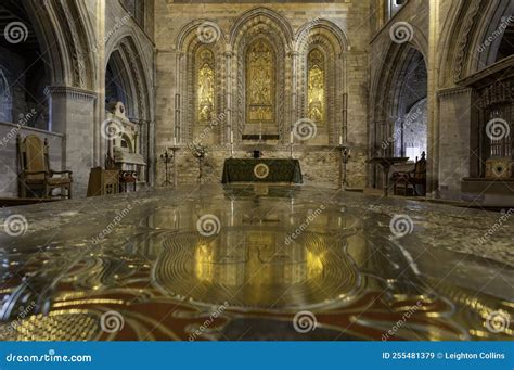 Interior of St Davids Cathedral Editorial Stock Image - Image of ...