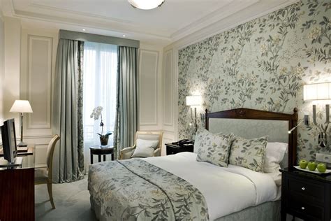 Hôtel San Régis in Paris: Find Hotel Reviews, Rooms, and Prices on Hotels.com