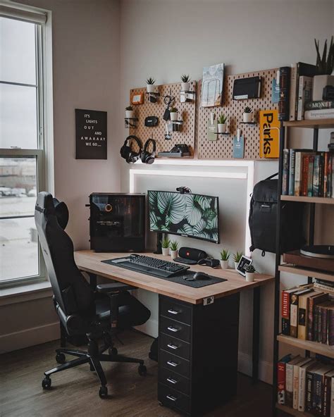 A Truly Inspiring Minimalist Home Office Setup - Minimal Desk Setups