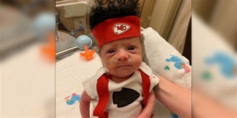 Kansas City hospital babies dressed as Chiefs players ahead of Super Bowl | Fox News