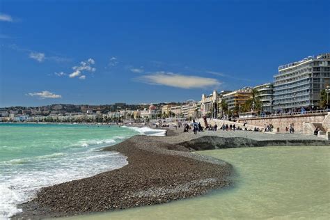 Beach and Promenade Des Anglais, Nice Editorial Image - Image of luxury, antibes: 44948150