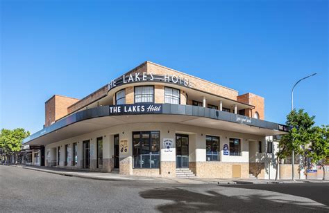 The Lakes Hotel - Bergstrom Architects