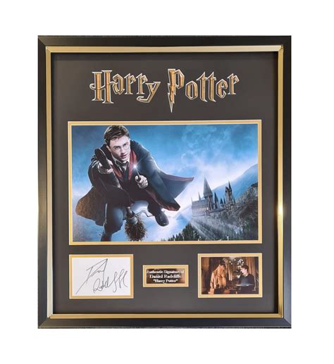 Daniel Radcliffe – Signed Photo Presentation – Harry Potter – AFTAL ...