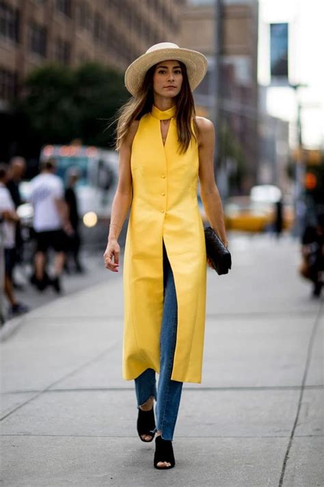 40 Yellow Outfits in Fashion Ideas 7 – Style Female