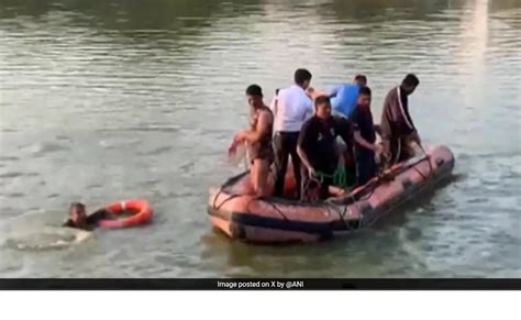 Petition · School students & teachers drowning in Harni lake, Vadodara ...