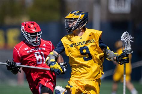 Fall Snapshot: Michigan Wolverines – Lacrosse Bucket