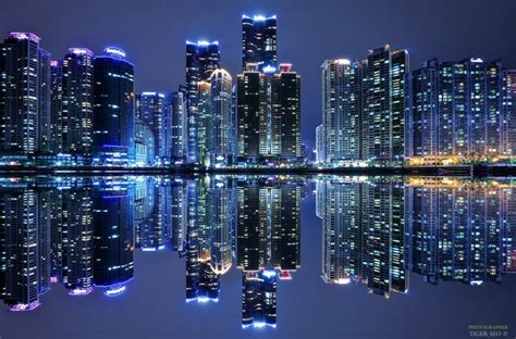 20 World's Most Beautiful Cities At Night - FREEYORK