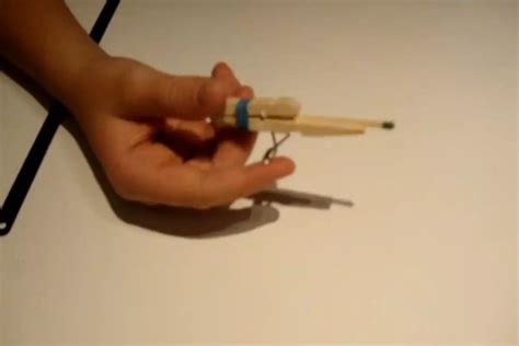 How To Make a Toothpick Gun [VIDEO]