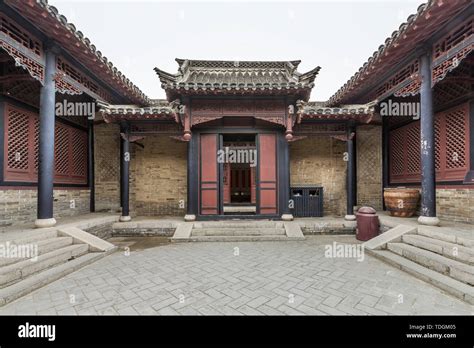 Ancient Architecture of the Siheyuan of the Qing Dynasty in Wei Manor ...
