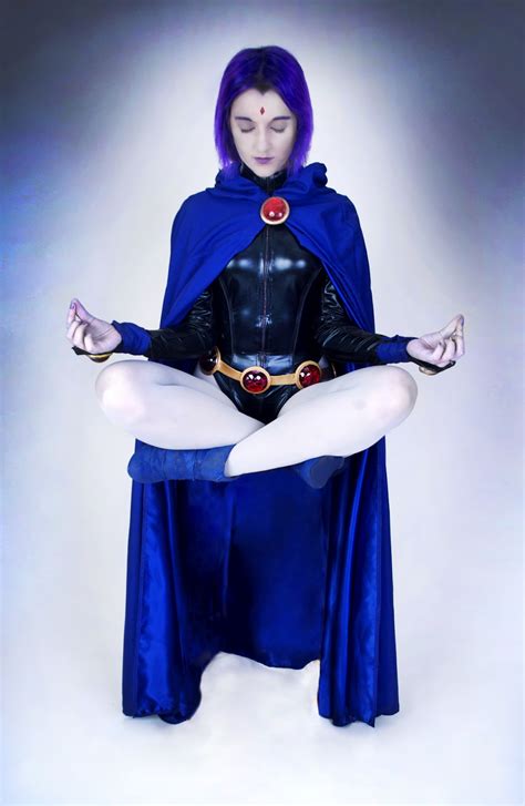 #AwesomeCosplay Pics of the day: Gorgeous Raven returns | G33K Life