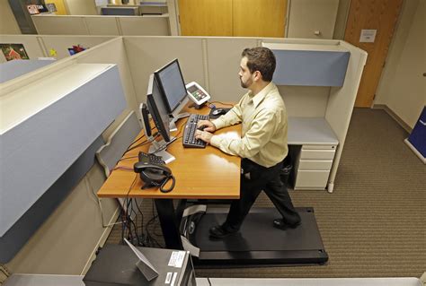 Could working at a treadmill desk make you smarter? - CBS News