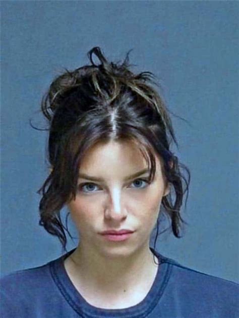 19 Mugshots of Attractive Female Criminals | KLYKER.COM