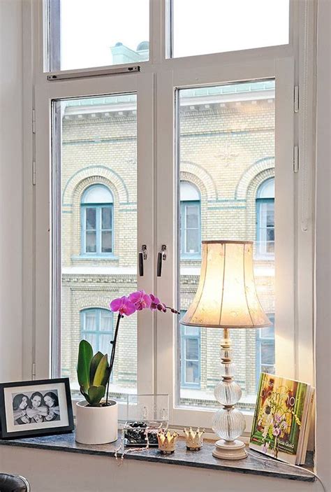 Pin by Jennifer Drake on Window ledge decor | Window ledge decor, Bay ...