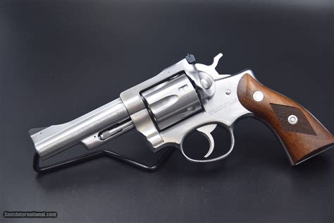 RUGER STAINLESS SECURITY SIX FOUR-INCH .357 MAGNUM REVOLVER "200TH YEAR"