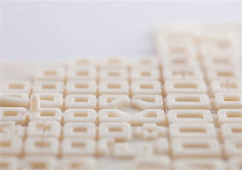 3D-Printed Business Cards-1 – Fubiz Media