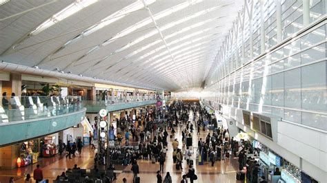 1280px-Haneda_terminal_ii | Tokyo Travel Assist. Enjoy the local ...