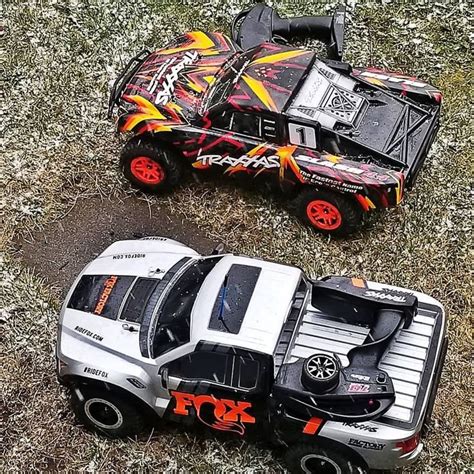 Traxxas® on Instagram: “Ford Raptor + Slash 4X4 = Double Sunday #Traxxas Funday 🤜🏼 # ...