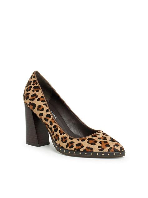 Los zapatos 'animal print' para pisar con estilo esta temporada