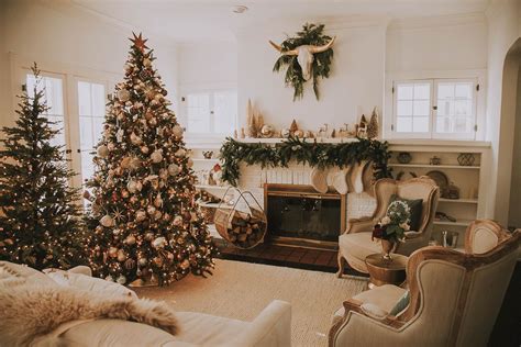 Home for the Holidays | A peek inside our Christmas Decor - CHAMPAGNE ...