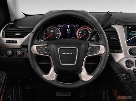 2017 GMC Yukon: 100 Interior Photos | U.S. News