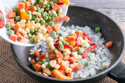 The Absolute Best Way to Cook Frozen Vegetables | Livestrong.com | Frozen mixed vegetable ...