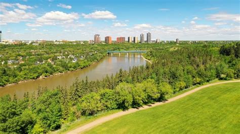 Mountain bikers, conservationists want trail strategy for Edmonton's ...