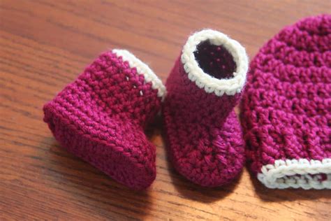 crochet baby booties free pattern, crochet seamless baby booties, free ...