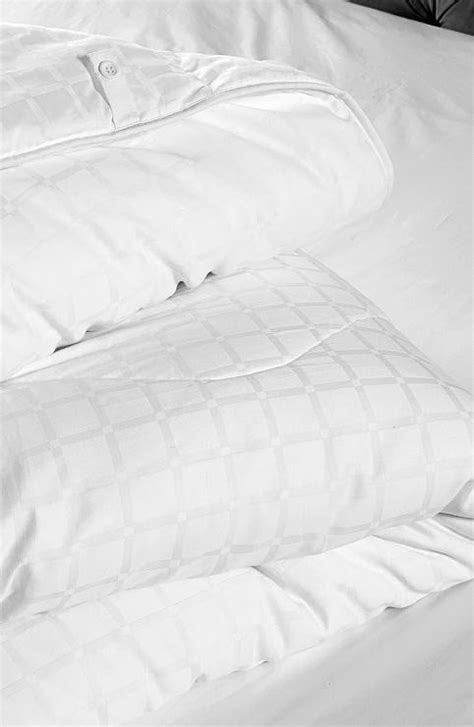 White Company Grid Pattern Breathable Cotton Comforter