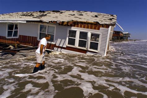 Deadliest hurricanes in U.S. history | Natural disasters, Galveston ...