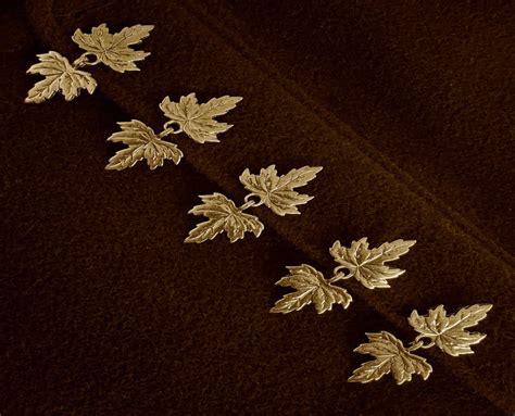 Leaf Cloak Clasp Set of 5 in Silver or Gold - Etsy