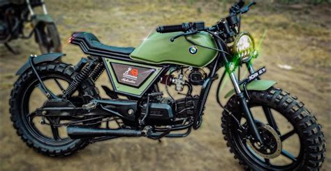 Hero Splendor modified into a scrambler motorcycle looks beautiful