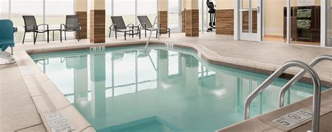 Marion Hotel with Indoor Pool | Fairfield Inn & Suites Memphis Marion, AR